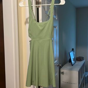 Abercrombie traveler dress criss cross back with side cut out detail. sm petite